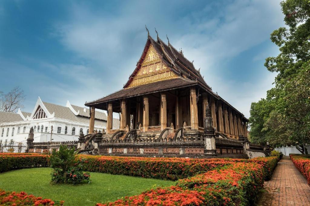 Central Vienna Hotel Vientiane Extérieur photo